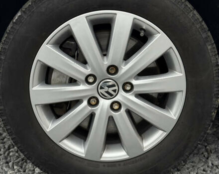 Серый Фольксваген Мультиван, объемом двигателя 1.98 л и пробегом 198 тыс. км за 22000 $, фото 15 на Automoto.ua