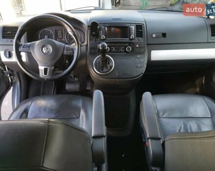 Сірий Фольксваген Мультиван, об'ємом двигуна 1.98 л та пробігом 212 тис. км за 15500 $, фото 8 на Automoto.ua