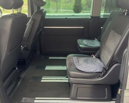 Серый Фольксваген Мультиван, объемом двигателя 1.97 л и пробегом 203 тыс. км за 23600 $, фото 17 на Automoto.ua