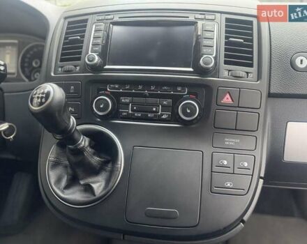 Серый Фольксваген Мультиван, объемом двигателя 1.97 л и пробегом 203 тыс. км за 23600 $, фото 9 на Automoto.ua