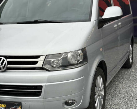Серый Фольксваген Мультиван, объемом двигателя 1.98 л и пробегом 198 тыс. км за 22000 $, фото 1 на Automoto.ua