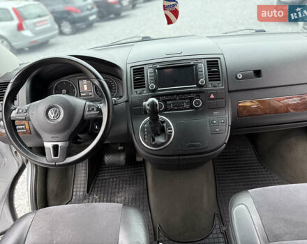 Серый Фольксваген Мультиван, объемом двигателя 1.98 л и пробегом 198 тыс. км за 22000 $, фото 28 на Automoto.ua