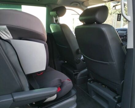 Сірий Фольксваген Мультиван, об'ємом двигуна 2 л та пробігом 212 тис. км за 8100 $, фото 10 на Automoto.ua