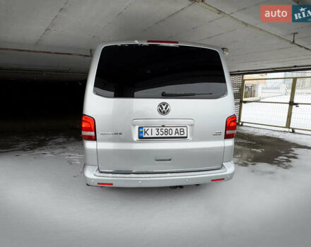 Сірий Фольксваген Мультиван, об'ємом двигуна 2.46 л та пробігом 358 тис. км за 22000 $, фото 3 на Automoto.ua