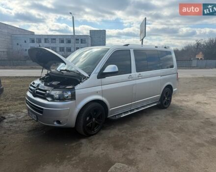 Серый Фольксваген Мультиван, объемом двигателя 2 л и пробегом 199 тыс. км за 24000 $, фото 1 на Automoto.ua
