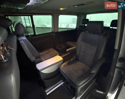 Сірий Фольксваген Мультиван, об'ємом двигуна 2.46 л та пробігом 358 тис. км за 22000 $, фото 14 на Automoto.ua