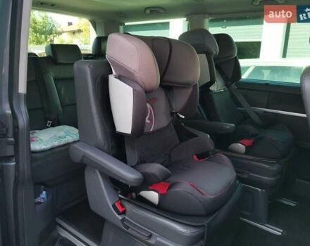 Сірий Фольксваген Мультиван, об'ємом двигуна 1.98 л та пробігом 212 тис. км за 15500 $, фото 11 на Automoto.ua