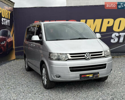 Серый Фольксваген Мультиван, объемом двигателя 1.98 л и пробегом 198 тыс. км за 22000 $, фото 26 на Automoto.ua