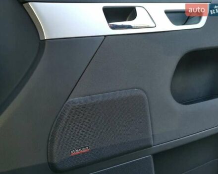 Сірий Фольксваген Мультиван, об'ємом двигуна 1.98 л та пробігом 212 тис. км за 15500 $, фото 16 на Automoto.ua