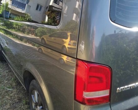 Серый Фольксваген Мультиван, объемом двигателя 1.97 л и пробегом 170 тыс. км за 19999 $, фото 2 на Automoto.ua