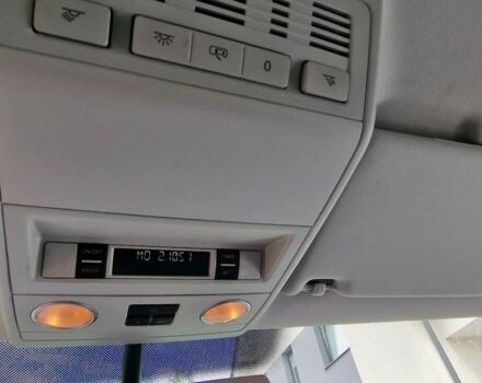 Серый Фольксваген Мультиван, объемом двигателя 2 л и пробегом 222 тыс. км за 8300 $, фото 18 на Automoto.ua