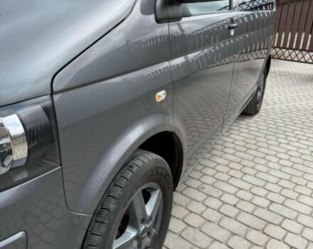 Сірий Фольксваген Мультиван, об'ємом двигуна 2 л та пробігом 253 тис. км за 9500 $, фото 2 на Automoto.ua