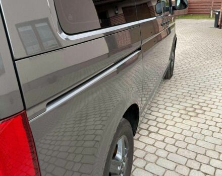 Сірий Фольксваген Мультиван, об'ємом двигуна 2 л та пробігом 253 тис. км за 9500 $, фото 3 на Automoto.ua