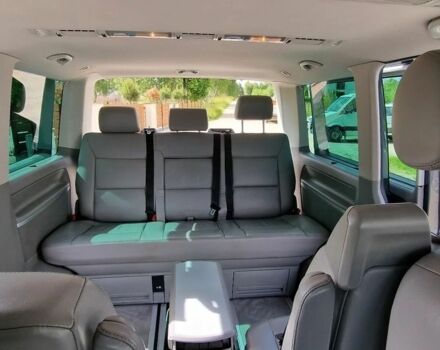 Серый Фольксваген Мультиван, объемом двигателя 2 л и пробегом 222 тыс. км за 8300 $, фото 15 на Automoto.ua