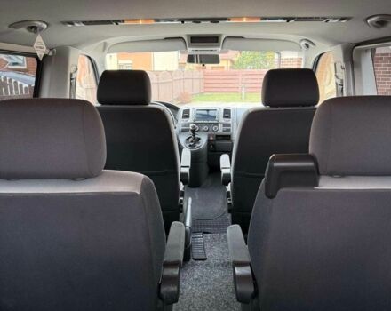 Сірий Фольксваген Мультиван, об'ємом двигуна 2 л та пробігом 253 тис. км за 9500 $, фото 20 на Automoto.ua