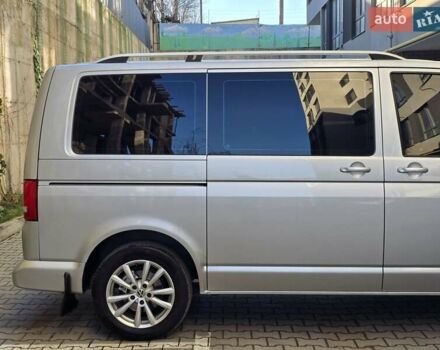 Серый Фольксваген Мультиван, объемом двигателя 1.97 л и пробегом 235 тыс. км за 19499 $, фото 21 на Automoto.ua