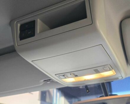 Серый Фольксваген Мультиван, объемом двигателя 1.97 л и пробегом 235 тыс. км за 19499 $, фото 13 на Automoto.ua