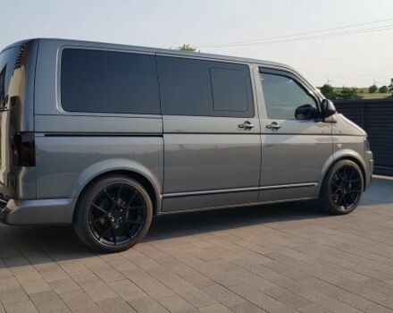 Фольксваген Мультиван 2013 у Києві на Automoto.ua Сірий Фольксваген Мультиван, об'ємом двигуна 2 л та пробігом 130 тис. км за 8800 $, фото 3 на Automoto.ua