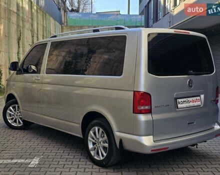 Серый Фольксваген Мультиван, объемом двигателя 1.97 л и пробегом 235 тыс. км за 19499 $, фото 23 на Automoto.ua