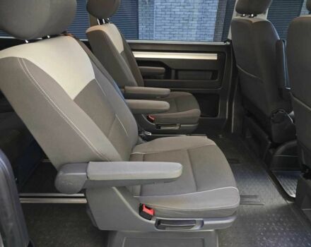 Серый Фольксваген Мультиван, объемом двигателя 1.97 л и пробегом 235 тыс. км за 19499 $, фото 15 на Automoto.ua