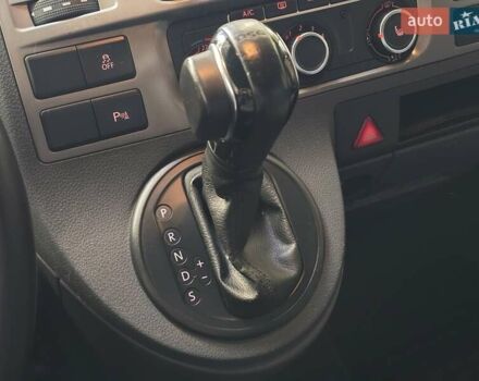 Серый Фольксваген Мультиван, объемом двигателя 1.97 л и пробегом 235 тыс. км за 19499 $, фото 51 на Automoto.ua