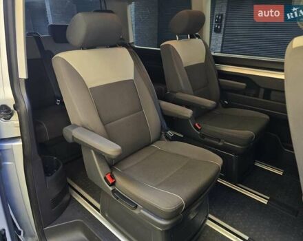 Серый Фольксваген Мультиван, объемом двигателя 1.97 л и пробегом 235 тыс. км за 19499 $, фото 2 на Automoto.ua