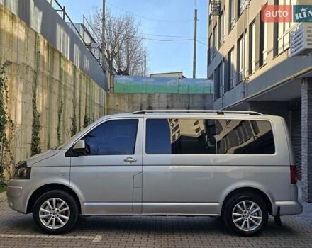 Серый Фольксваген Мультиван, объемом двигателя 1.97 л и пробегом 235 тыс. км за 19499 $, фото 17 на Automoto.ua