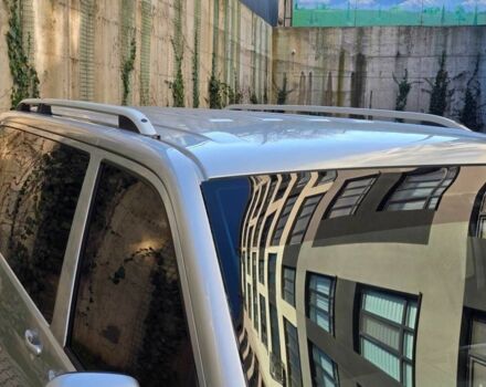 Серый Фольксваген Мультиван, объемом двигателя 1.97 л и пробегом 235 тыс. км за 19499 $, фото 1 на Automoto.ua