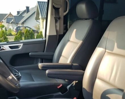 Фольксваген Мультиван 2013 у Києві на Automoto.ua Сірий Фольксваген Мультиван, об'ємом двигуна 2 л та пробігом 130 тис. км за 8800 $, фото 9 на Automoto.ua