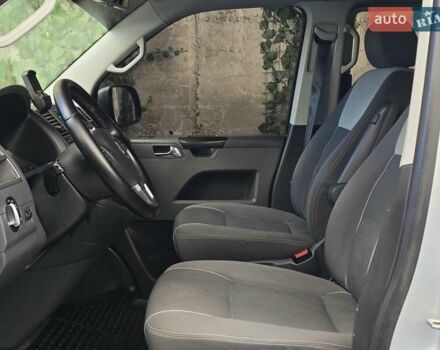 Серый Фольксваген Мультиван, объемом двигателя 1.97 л и пробегом 235 тыс. км за 19499 $, фото 36 на Automoto.ua