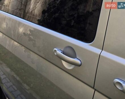 Серый Фольксваген Мультиван, объемом двигателя 1.97 л и пробегом 235 тыс. км за 19499 $, фото 58 на Automoto.ua