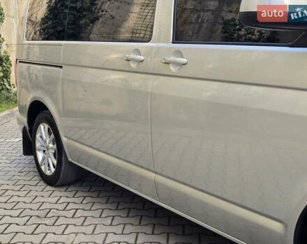 Серый Фольксваген Мультиван, объемом двигателя 1.97 л и пробегом 235 тыс. км за 19499 $, фото 6 на Automoto.ua