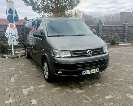 Фольксваген Мультиван 2013 в Ровно на Automoto.ua Серый Фольксваген Мультиван, объемом двигателя 2 л и пробегом 376 тыс. км за 22100 $, фото 7 на Automoto.ua