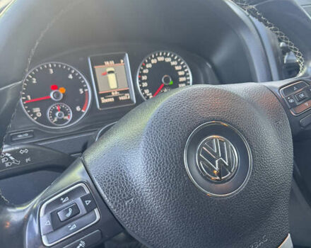 Серый Фольксваген Мультиван, объемом двигателя 1.98 л и пробегом 300 тыс. км за 23000 $, фото 20 на Automoto.ua