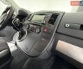Серый Фольксваген Мультиван, объемом двигателя 2 л и пробегом 235 тыс. км за 26999 $, фото 51 на Automoto.ua