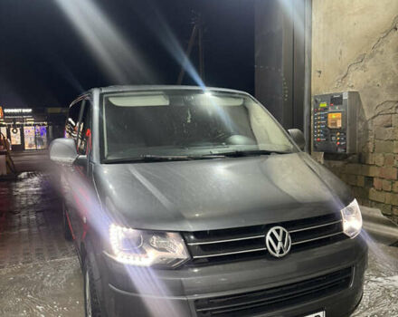 Серый Фольксваген Мультиван, объемом двигателя 1.98 л и пробегом 300 тыс. км за 23000 $, фото 16 на Automoto.ua