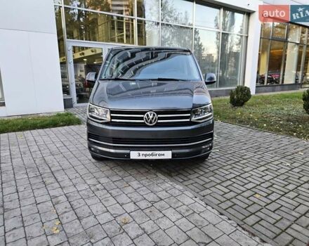 Серый Фольксваген Мультиван, объемом двигателя 1.97 л и пробегом 206 тыс. км за 43890 $, фото 1 на Automoto.ua