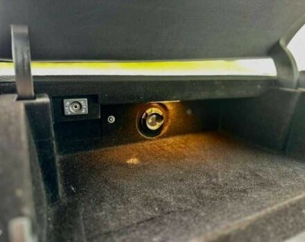 Серый Фольксваген Мультиван, объемом двигателя 2 л и пробегом 180 тыс. км за 9900 $, фото 21 на Automoto.ua