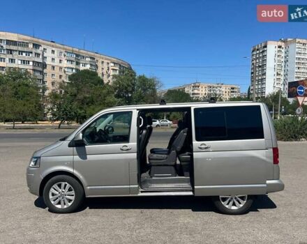 Сірий Фольксваген Мультиван, об'ємом двигуна 1.97 л та пробігом 240 тис. км за 26999 $, фото 13 на Automoto.ua