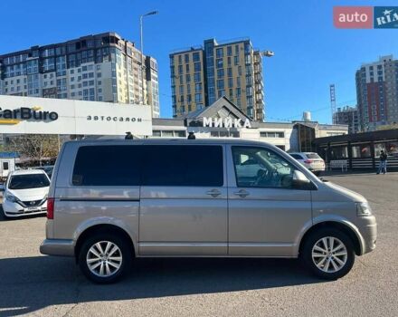 Серый Фольксваген Мультиван, объемом двигателя 1.97 л и пробегом 240 тыс. км за 26500 $, фото 11 на Automoto.ua
