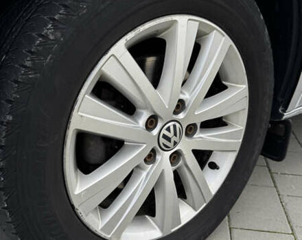 Сірий Фольксваген Мультиван, об'ємом двигуна 1.97 л та пробігом 63 тис. км за 32000 $, фото 6 на Automoto.ua