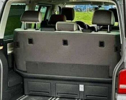 Серый Фольксваген Мультиван, объемом двигателя 2 л и пробегом 180 тыс. км за 9900 $, фото 14 на Automoto.ua