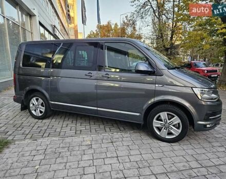 Серый Фольксваген Мультиван, объемом двигателя 1.97 л и пробегом 206 тыс. км за 43890 $, фото 5 на Automoto.ua