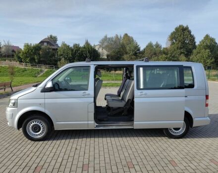 Серый Фольксваген Мультиван, объемом двигателя 2 л и пробегом 178 тыс. км за 10300 $, фото 5 на Automoto.ua