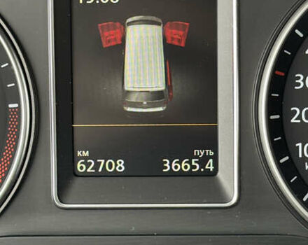 Сірий Фольксваген Мультиван, об'ємом двигуна 1.97 л та пробігом 63 тис. км за 32000 $, фото 3 на Automoto.ua