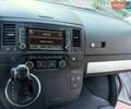 Серый Фольксваген Мультиван, объемом двигателя 2 л и пробегом 256 тыс. км за 34900 $, фото 61 на Automoto.ua