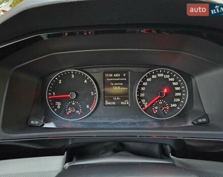 Серый Фольксваген Мультиван, объемом двигателя 1.97 л и пробегом 206 тыс. км за 43890 $, фото 52 на Automoto.ua