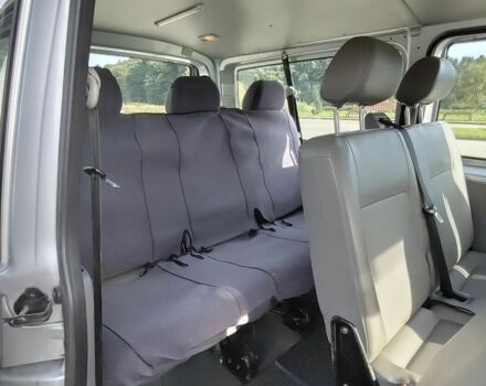 Серый Фольксваген Мультиван, объемом двигателя 2 л и пробегом 178 тыс. км за 10300 $, фото 15 на Automoto.ua