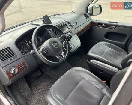 Серый Фольксваген Мультиван, объемом двигателя 1.97 л и пробегом 240 тыс. км за 26500 $, фото 13 на Automoto.ua