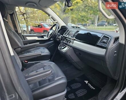 Серый Фольксваген Мультиван, объемом двигателя 1.97 л и пробегом 206 тыс. км за 43890 $, фото 46 на Automoto.ua